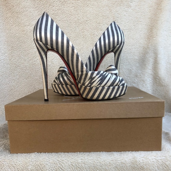 Christian Louboutin Shoes - SZ 38 Christian Louboutin Greissimo Pump 140